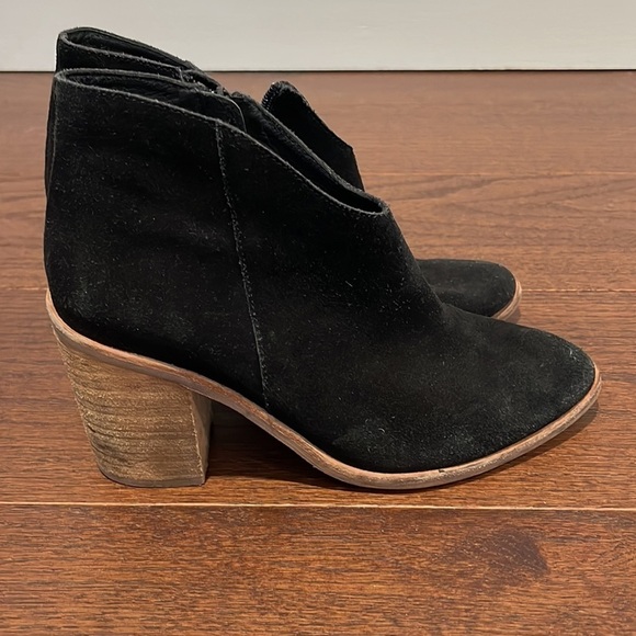 Jeffrey Campbell Women’s Black Booties Size 39/9 - Picture 4 of 9